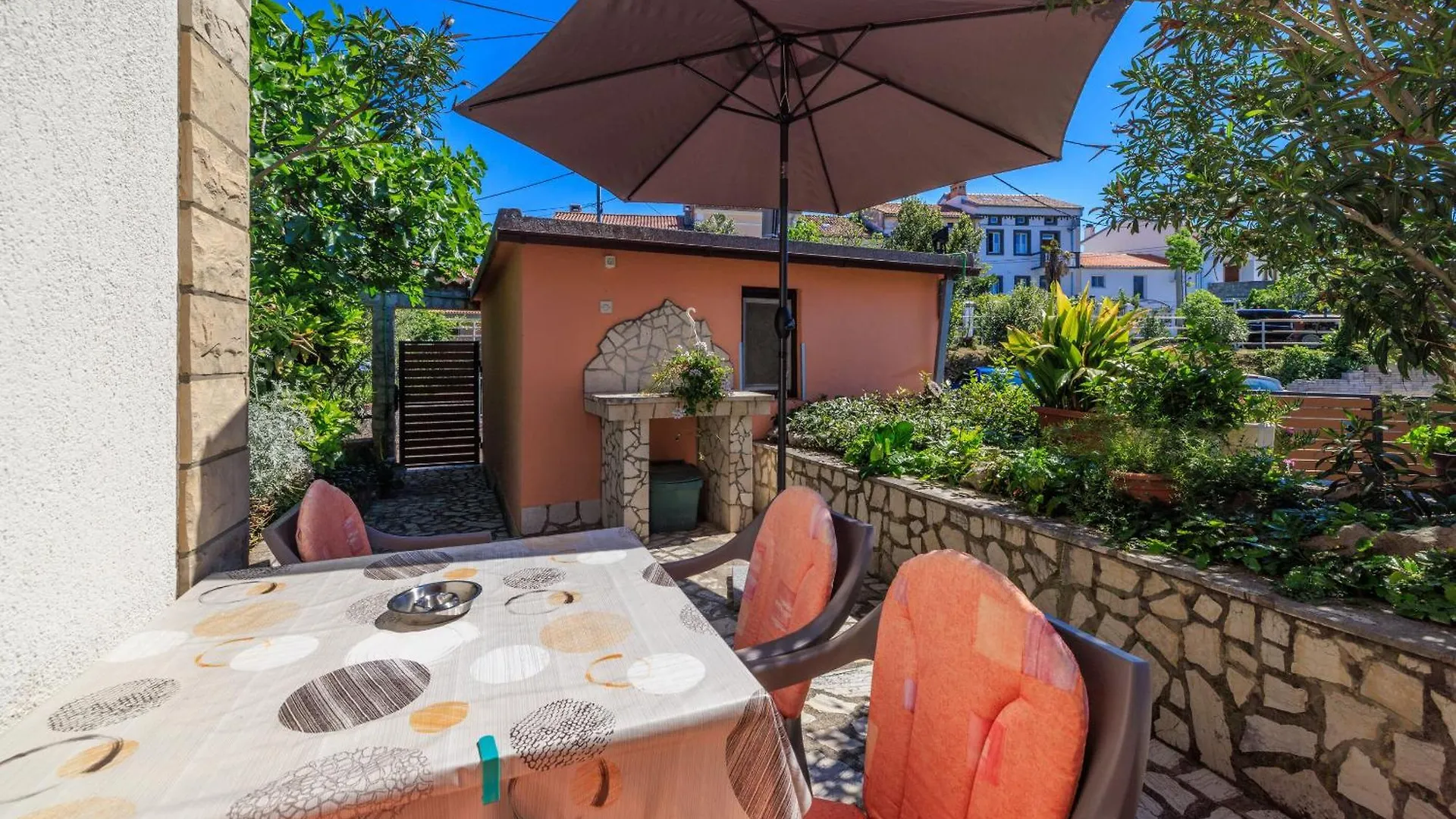 Apartment Marija - Olive Garden Omisalj